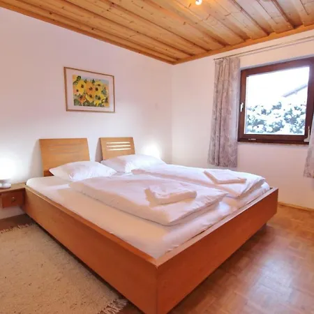 Apartment Aparthaus Bruck *